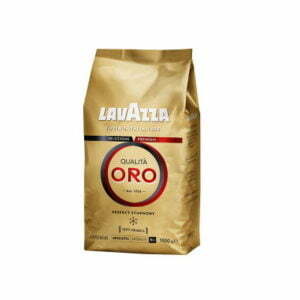 קנו פולי קפה לוואצה אורו (Lavazza Oro) באריזת 1 קילו במחיר משתלם ועם משלוח מהיר! לקפה לוואצה אורו ארומה חזקה, גוף מלא וניחוח עדין ופרחוני. לפרטים והזמנות >>